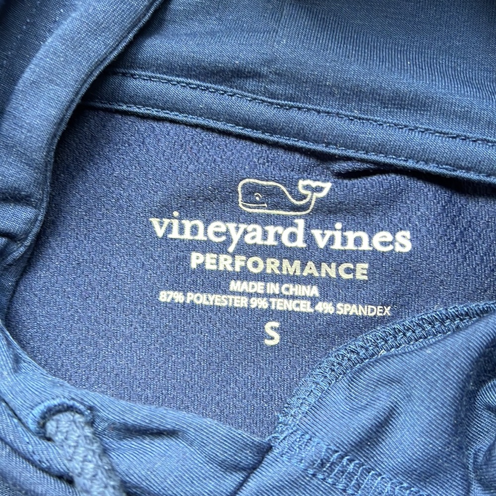 Vineyard Vines Performance Top - image 2